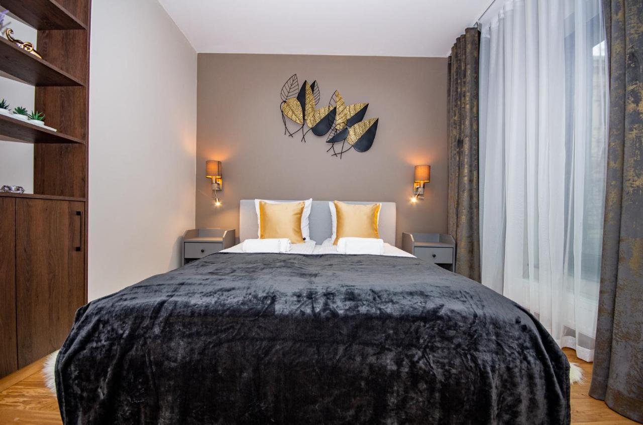 Inpoint Spacious Apartments Near Main Square & Kazimierz District Krakkó Kültér fotó