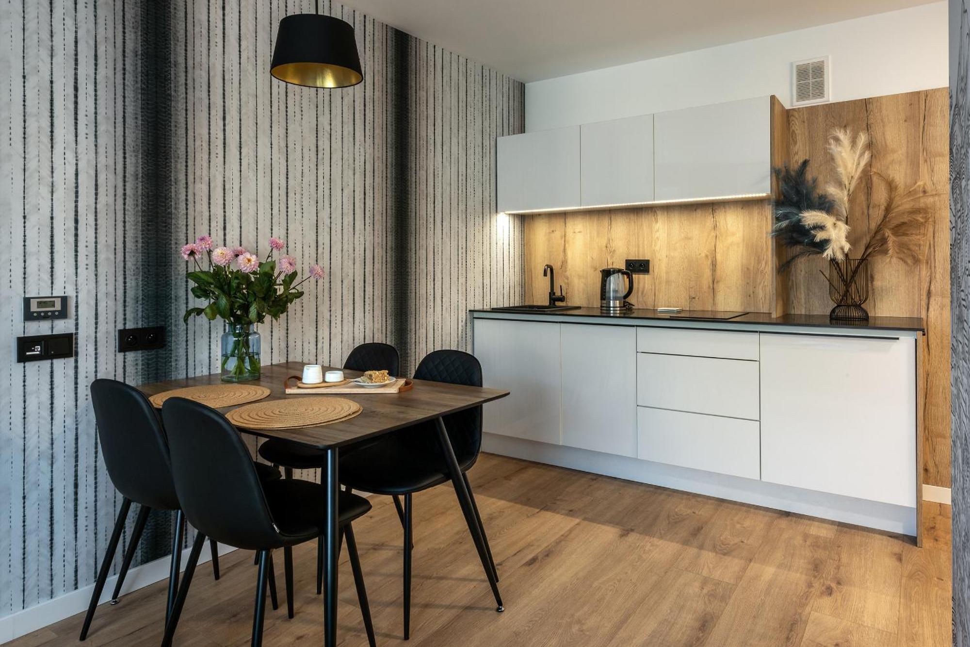 Inpoint Spacious Apartments Near Main Square & Kazimierz District Krakkó Szoba fotó