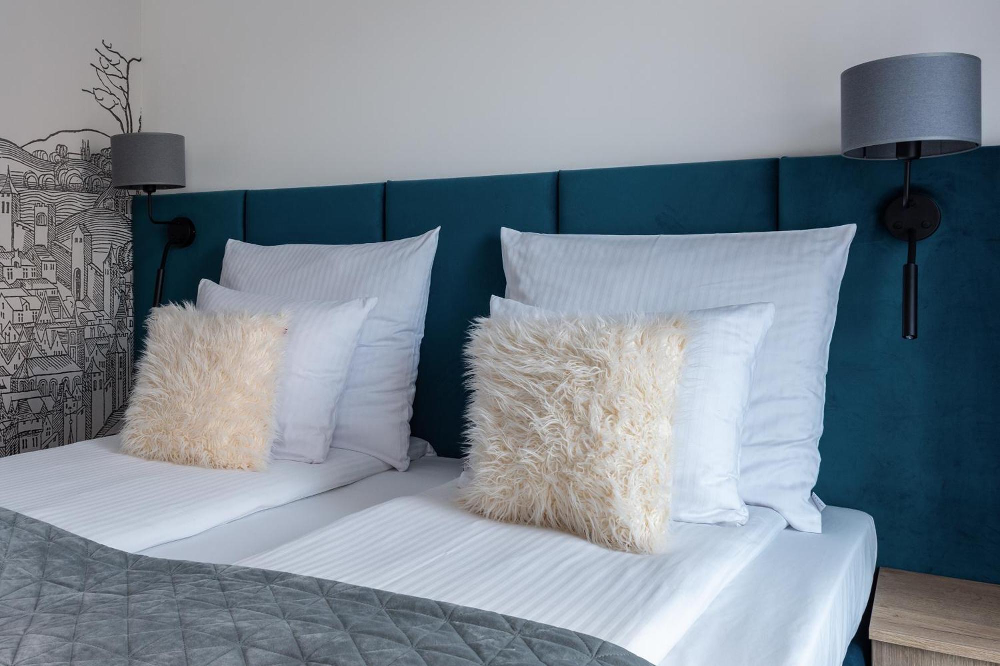 Inpoint Spacious Apartments Near Main Square & Kazimierz District Krakkó Szoba fotó