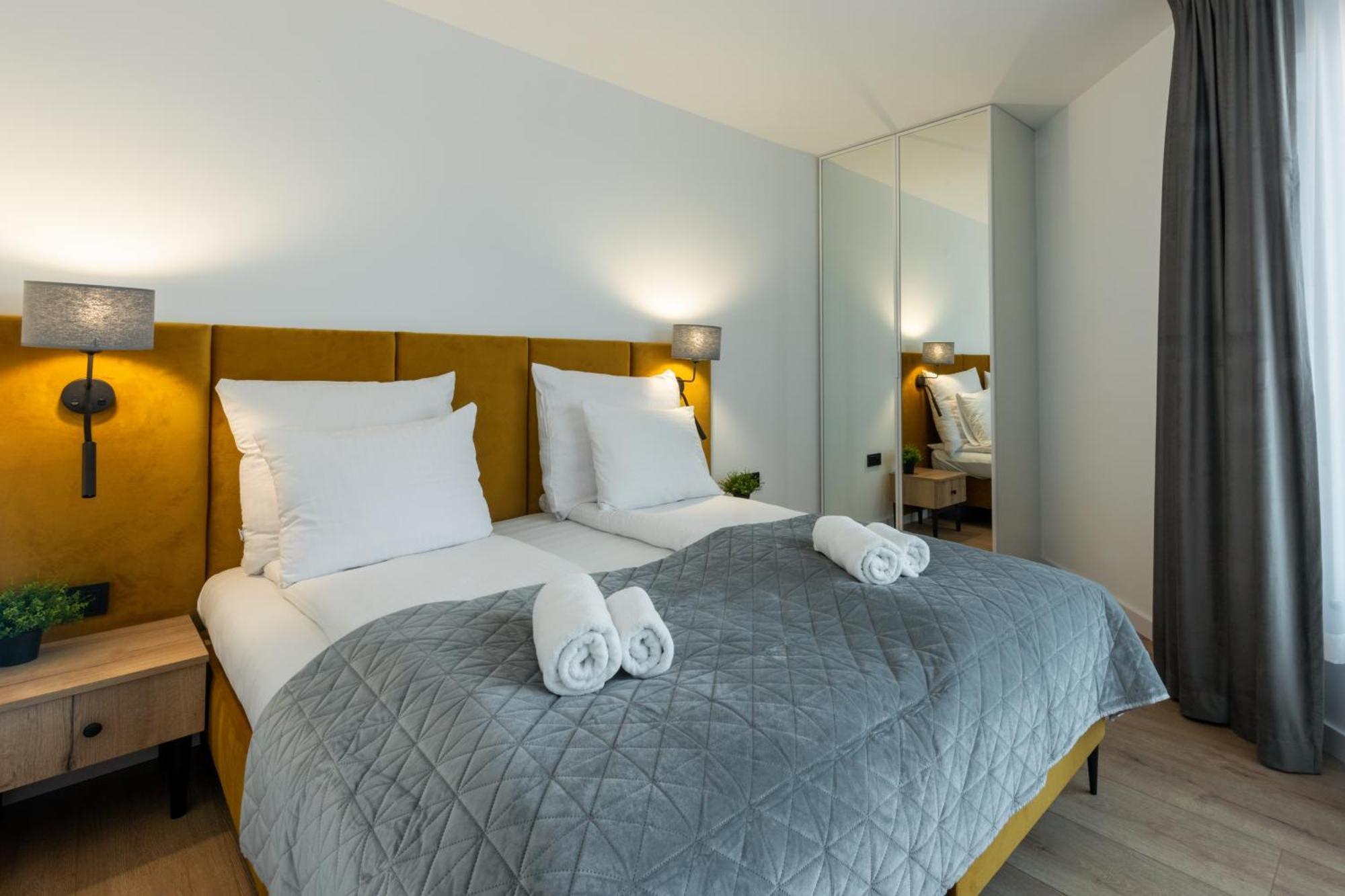 Inpoint Spacious Apartments Near Main Square & Kazimierz District Krakkó Szoba fotó